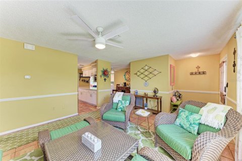 Villa ou maison à vendre à Port Charlotte, Floride: 3 chambres, 139.35 m2 № 2390735 - photo 22
