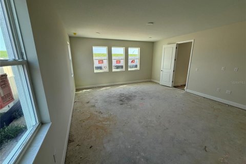 House in Apopka, Florida 4 bedrooms, 228.73 sq.m. № 1718004 - photo 11