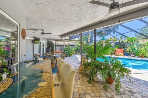 House in Dunedin, Florida 4 bedrooms, 218.97 sq.m. № 1903096 - photo 30