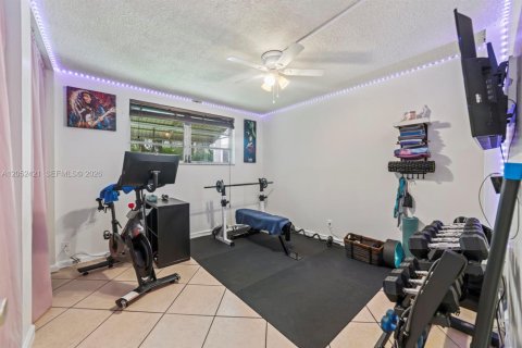 Condominio en venta en Hollywood, Florida, 2 dormitorios, 83.61 m2 № 2190005 - foto 19