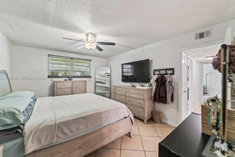 Condominio en venta en Hollywood, Florida, 2 dormitorios, 83.61 m2 № 2190005 - foto 16