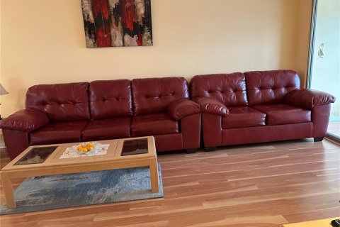 Condo in Clearwater, Florida, 1 bedroom  № 1663100 - photo 12