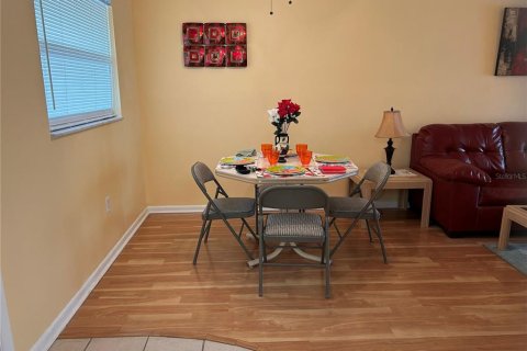 Condo in Clearwater, Florida, 1 bedroom  № 1663100 - photo 7