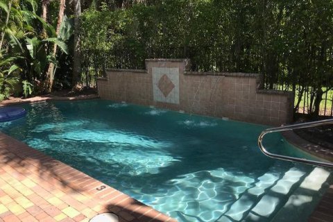 House in Delray Beach, Florida 3 bedrooms, 261.43 sq.m. № 1159899 - photo 1