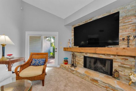 House in Seminole, Florida 3 bedrooms, 163.88 sq.m. № 1843460 - photo 4
