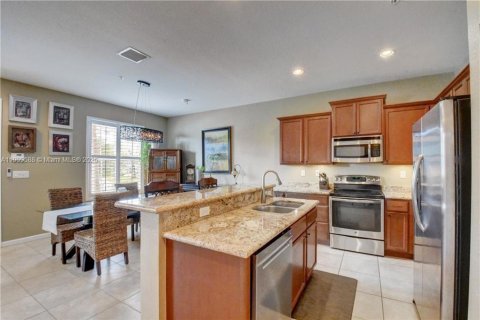 Touwnhouse à vendre à Pompano Beach, Floride: 3 chambres, 189.15 m2 № 1965205 - photo 3