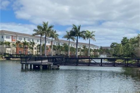 Touwnhouse à vendre à Pompano Beach, Floride: 3 chambres, 189.15 m2 № 1965205 - photo 23