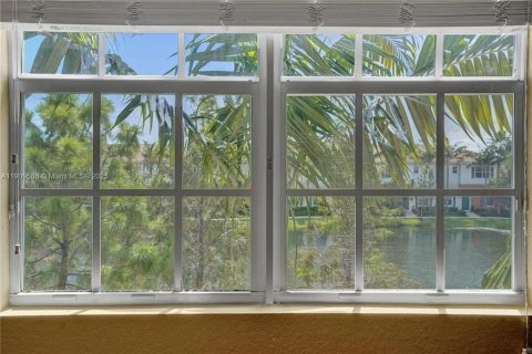 Touwnhouse à vendre à Pompano Beach, Floride: 3 chambres, 189.15 m2 № 1965205 - photo 18