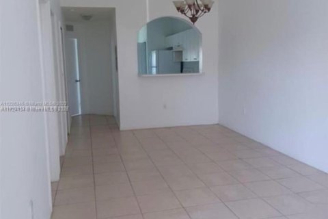 Купить кондоминиум в Хомстед, Флорида 2 спальни, 75.72м2, № 1984950 - фото 3