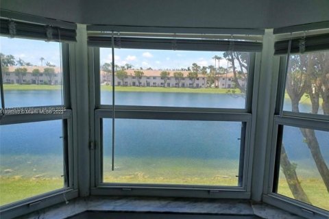 Купить кондоминиум в Хомстед, Флорида 2 спальни, 75.72м2, № 1984950 - фото 5