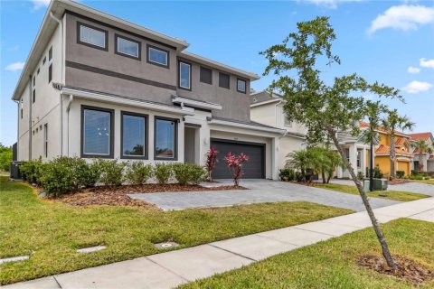 Casa en venta en Kissimmee, Florida, 6 dormitorios, 330.92 m2 № 1680474 - foto 6