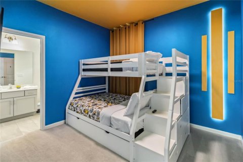 Casa en venta en Kissimmee, Florida, 6 dormitorios, 330.92 m2 № 1680474 - foto 28