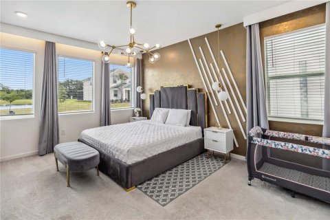 Casa en venta en Kissimmee, Florida, 6 dormitorios, 330.92 m2 № 1680474 - foto 15