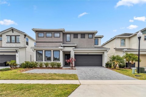 Casa en venta en Kissimmee, Florida, 6 dormitorios, 330.92 m2 № 1680474 - foto 4