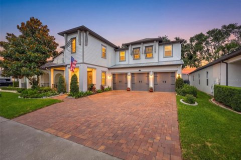 House in Winter Garden, Florida 5 bedrooms, 399.94 sq.m. № 2266999 - photo 2