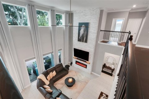 House in Winter Garden, Florida 5 bedrooms, 399.94 sq.m. № 2266999 - photo 17