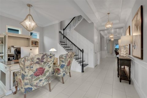 House in Winter Garden, Florida 5 bedrooms, 399.94 sq.m. № 2266999 - photo 9