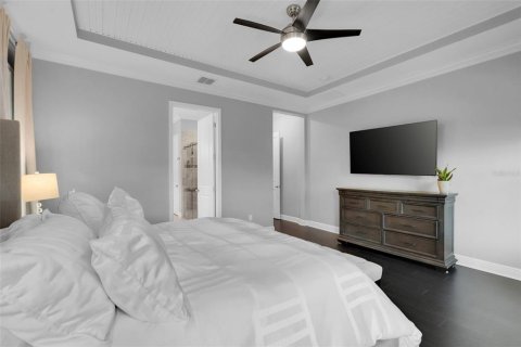House in Winter Garden, Florida 5 bedrooms, 399.94 sq.m. № 2266999 - photo 26