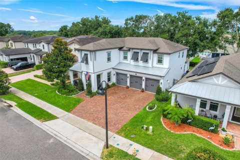 House in Winter Garden, Florida 5 bedrooms, 399.94 sq.m. № 2266999 - photo 4