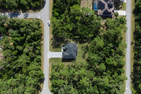 Casa en venta en Port Charlotte, Florida, 3 dormitorios, 139.35 m2 № 1919339 - foto 9