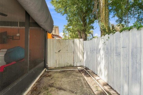 Villa ou maison à vendre à Tampa, Floride: 4 chambres, 163.51 m2 № 2316492 - photo 27