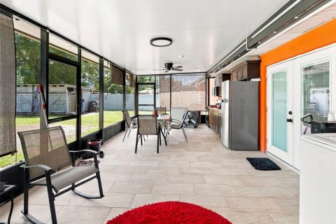 Villa ou maison à vendre à Tampa, Floride: 4 chambres, 163.51 m2 № 2316492 - photo 24