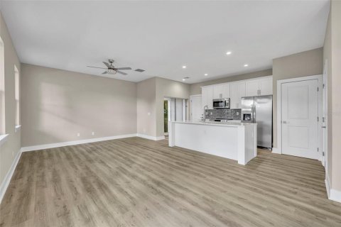 Townhouse in Orlando, Florida 3 bedrooms, 167.22 sq.m. № 1884619 - photo 6