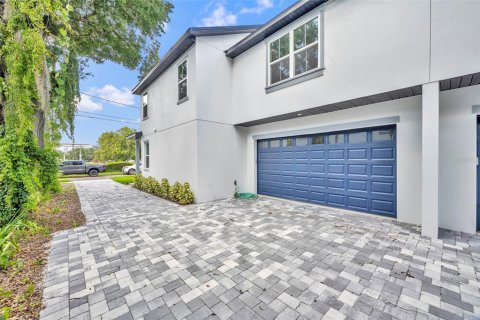 Townhouse in Orlando, Florida 3 bedrooms, 167.22 sq.m. № 1884619 - photo 4