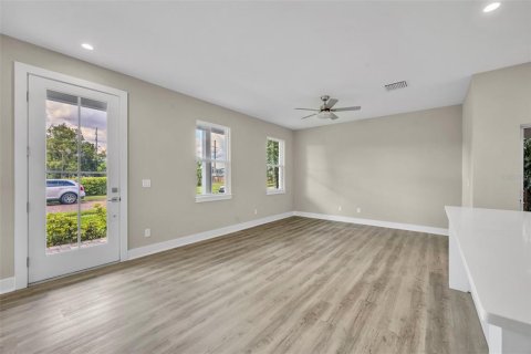 Townhouse in Orlando, Florida 3 bedrooms, 167.22 sq.m. № 1884619 - photo 7