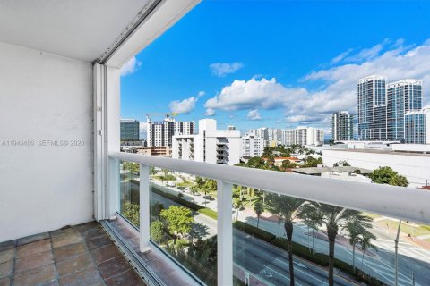 Condo à Miami Beach, Floride, 1 chambre  № 2003456