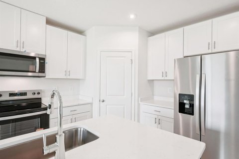 Villa ou maison à vendre à Parrish, Floride: 4 chambres, 170.94 m2 № 2138870 - photo 5