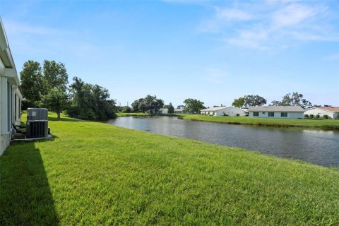 Villa ou maison à vendre à Pinellas Park, Floride: 2 chambres, 117.43 m2 № 1900052 - photo 24