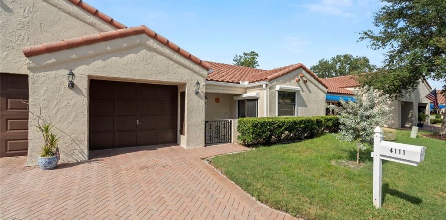 Casa en Pinellas Park, Florida 2 dormitorios, 117.43 m2 № 1900052