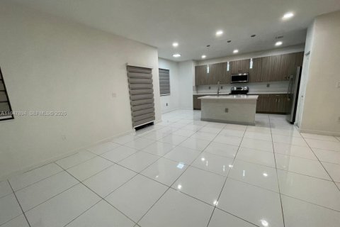 Villa ou maison à vendre à Miami, Floride: 4 chambres, 214.23 m2 № 2005051 - photo 6