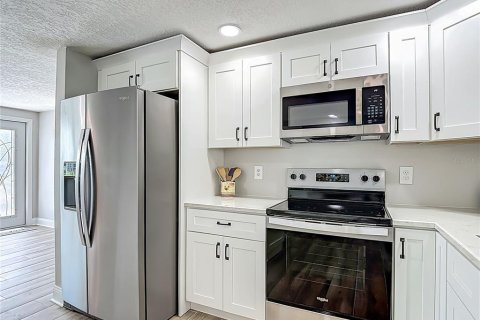 House in Hudson, Florida 3 bedrooms, 131.55 sq.m. № 1870143 - photo 21