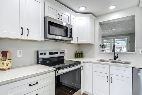 House in Hudson, Florida 3 bedrooms, 131.55 sq.m. № 1870143 - photo 22