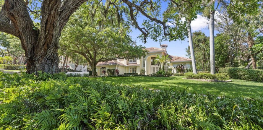 Casa en Stuart, Florida 5 dormitorios, 340.02 m2 № 2153861