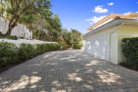 Casa en venta en Stuart, Florida, 5 dormitorios, 340.02 m2 № 2153861 - foto 5