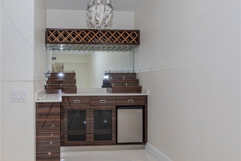 Condominio en venta en Sunny Isles Beach, Florida, 3 dormitorios, 210.42 m2 № 1924952 - foto 18