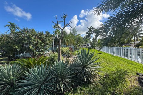 Villa ou maison à vendre à Fort Lauderdale, Floride: 3 chambres, 195.56 m2 № 2421088 - photo 17