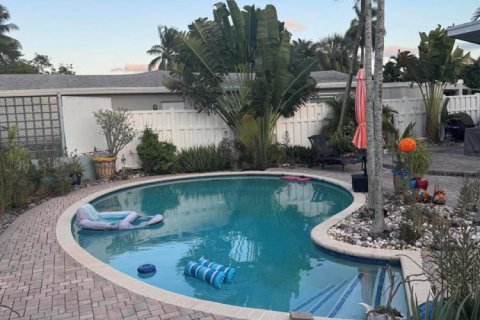 Villa ou maison à vendre à Fort Lauderdale, Floride: 3 chambres, 195.56 m2 № 2421088 - photo 6