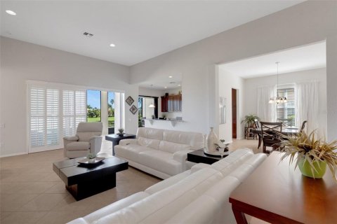 Villa ou maison à vendre à Davenport, Floride: 3 chambres, 219.71 m2 № 1556335 - photo 11