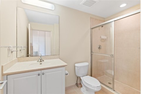 Купить кондоминиум в Авентура, Флорида 2 спальни, 153.29м2, № 2154135 - фото 25