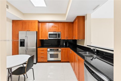 Купить кондоминиум в Авентура, Флорида 2 спальни, 153.29м2, № 2154135 - фото 7