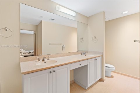 Купить кондоминиум в Авентура, Флорида 2 спальни, 153.29м2, № 2154135 - фото 15