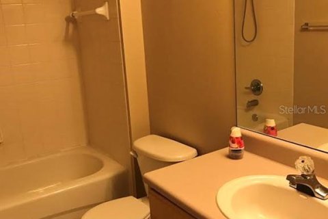 Condo in Orlando, Florida, 1 bedroom № 2267224 - photo 12