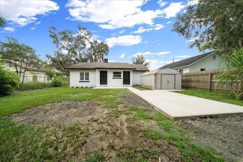 House in Altoona, Florida 3 bedrooms, 107.02 sq.m. № 1910331 - photo 4