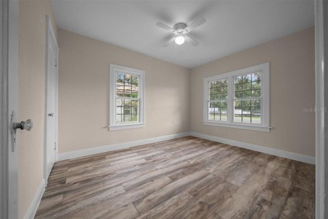 House in Altoona, Florida 3 bedrooms, 107.02 sq.m. № 1910331 - photo 27