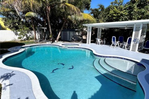 House in Miami Gardens, Florida 4 bedrooms, 179.49 sq.m. № 1965687 - photo 29