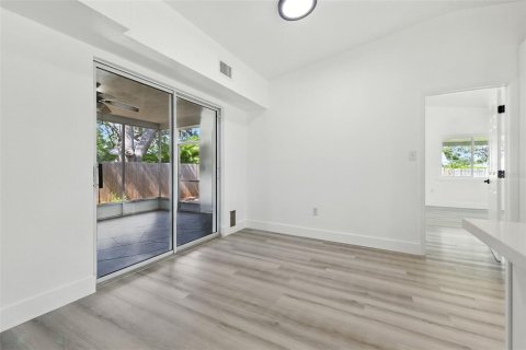 Casa en venta en Tarpon Springs, Florida, 3 dormitorios, 144.93 m2 № 1907890 - foto 12